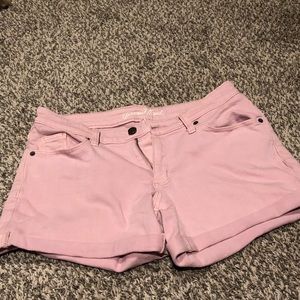 Universal Thread Shorts